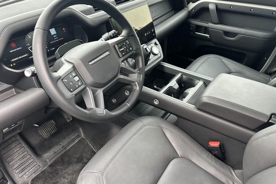 Land Rover Defender 110 D350 X-Dynamic HSE