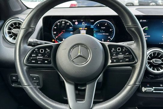 Mercedes GLB 200