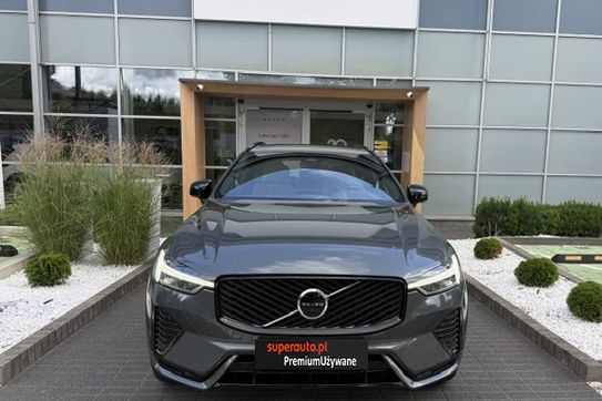 Volvo XC60 B5 B AWD Plus Dark
