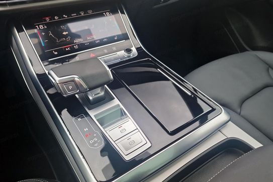 Audi Q7 50 TDI quattro S Line