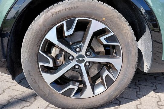 Kia Sportage 1.6 T-GDI HEV Business Line 4WD