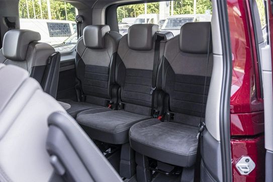 Volkswagen Multivan L1H1 Style DSG