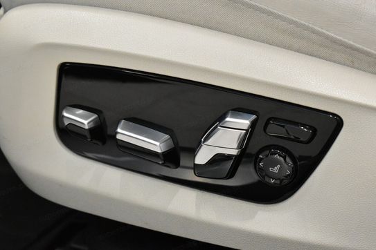 BMW Seria 7 740d xDrive