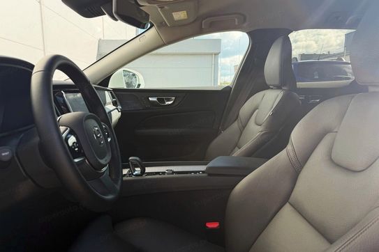 Volvo V60 Cross County Plus B5 B AWD