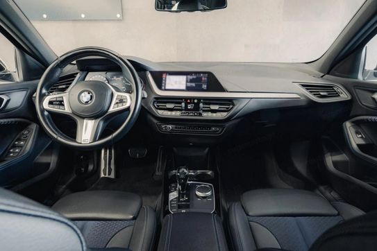 BMW Seria 1 118d M Sport aut