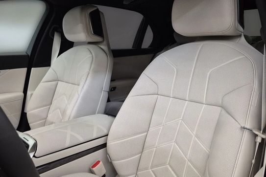 BMW Seria 7 740d xDrive M Sport