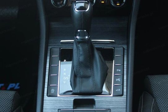 Skoda Superb 2.0 TDI Style DSG