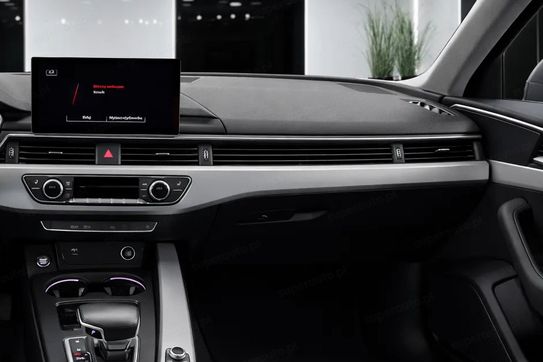 Audi A4 35 TFSI mHEV Advanced S tronic