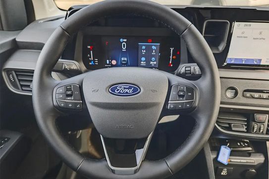 Ford Tourneo Courier Titanium