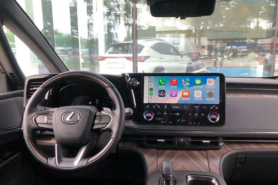 Lexus LM 350h Prestige