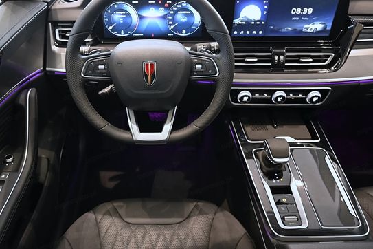 Hongqi HS5 2.0T AWD