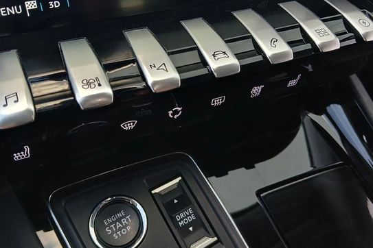 Peugeot 508 1.6 PureTech HYbrid PHEV Allure S&S EAT8