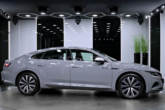 Volkswagen Arteon 2.0 TSI Elegance DSG