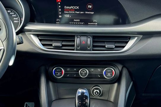 Alfa Romeo Stelvio 2.0 Turbo Executive Q4