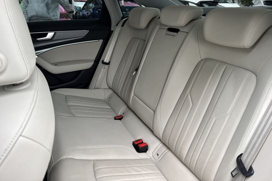 Audi A6 45 TFSI quattro