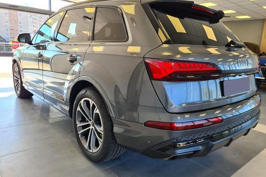 Audi Q7 TDI quattro S Line