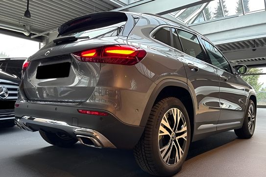 Mercedes GLA 220 4-Matic Progressive