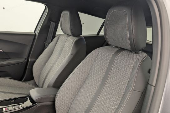 Peugeot 2008 ALLURE 1.2 PureTech