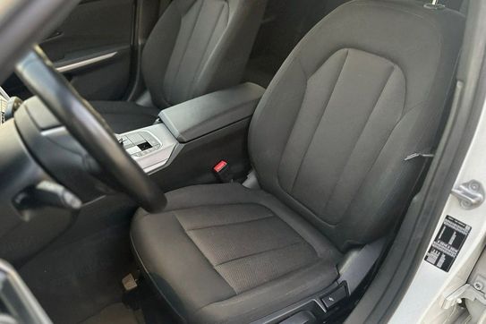 BMW Seria 3 Touring 318d Sport Line