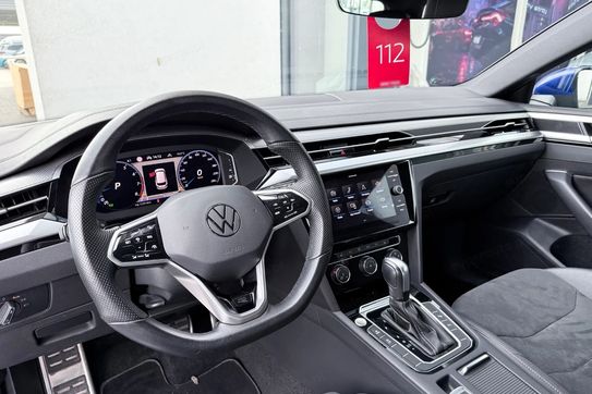 Volkswagen Arteon 2.0 TSI R-Line DSG