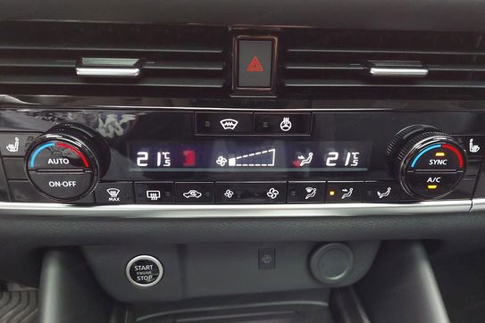 Nissan Qashqai N-Connecta 1.3 DIG-T mHEV 4x4  Xtronic