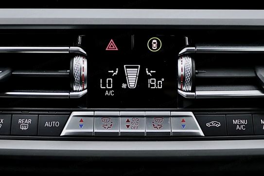 BMW Seria 3 318d Sport Line