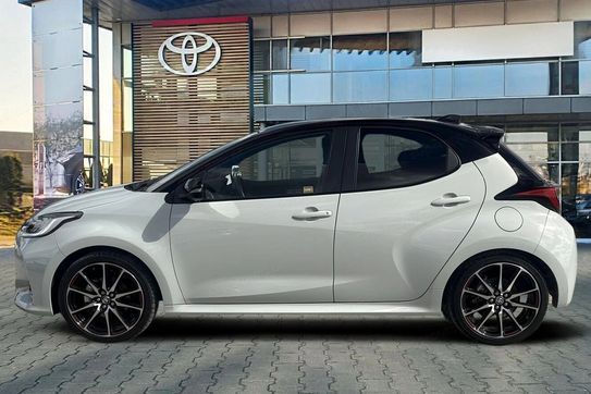 Toyota Yaris Hybrid 1.5 Gr Sport