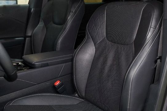 Lexus RX 450h+ Prestige