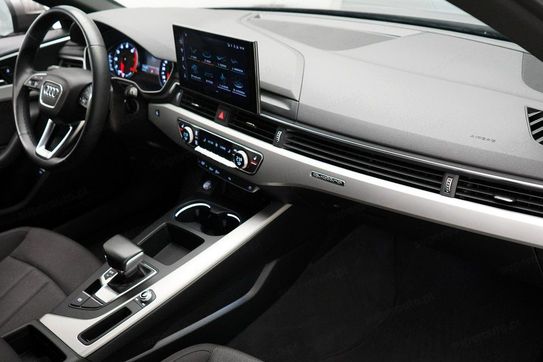 Audi A4 45 TFSI mHEV quattro S tronic