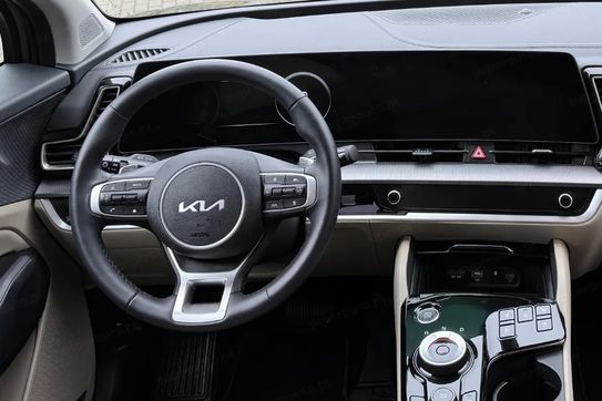 Kia Sportage 1.6 T-GDI HEV Business Line 2WD aut