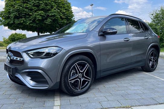 Mercedes GLA 200 AMG Line
