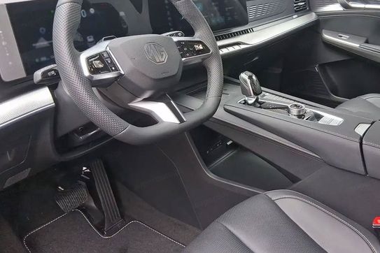 MG S9 Exclusive 1.5 Plug-In