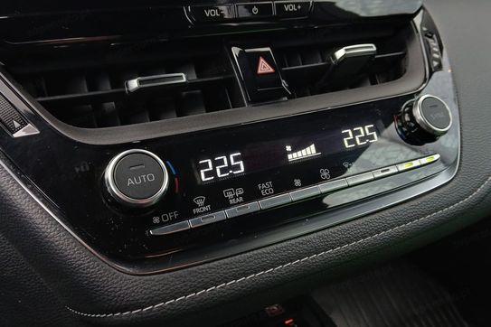 Toyota Corolla 1.8 Hybrid Style