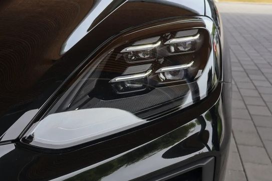 Porsche Cayenne Coupe E-Hybrid Black Edition