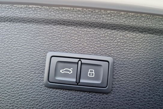 Audi Q5 40 TDI mHEV quattro S Line S tronic