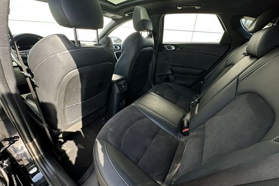 Kia ProCeed 1.5 t-Gdi Gt Line Dct