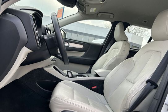 Volvo XC40 T3 Momentum Pro aut