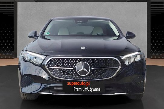 Mercedes Klasa E 200 AMG Line