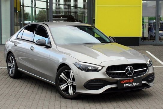 Mercedes Klasa C 300 4MATIC AVANTGARDE