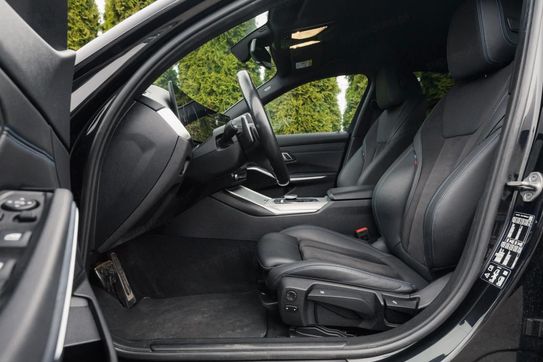 BMW Seria 3 320d xDrive M Sport sport-aut