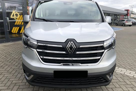 Renault Trafic L2H1 Extra AT9