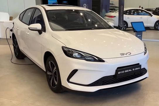BYD Seal 5 DM-i 1.5 Comfort