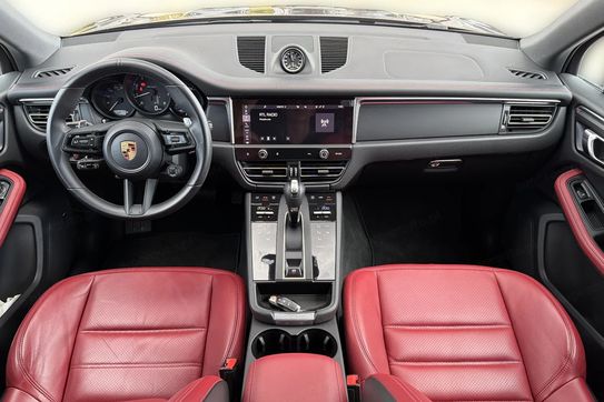 Porsche Macan T