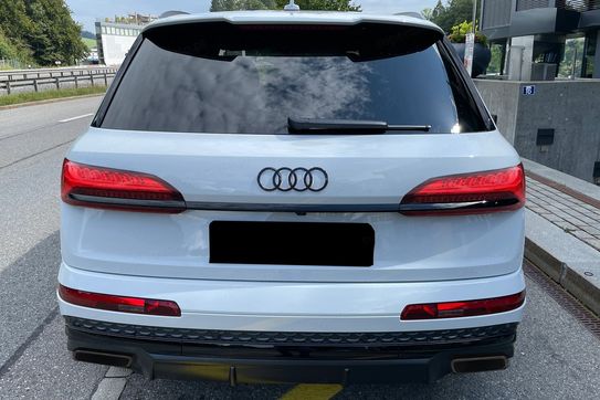 Audi Q7 50 TDI quattro S Line
