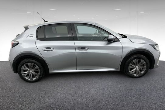 Peugeot 208 Allure BEV 50kWh AT