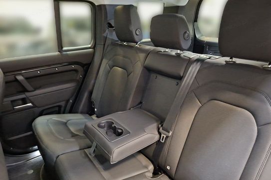 Land Rover Defender 110 Hardtop 3.0 D250 mHEV
