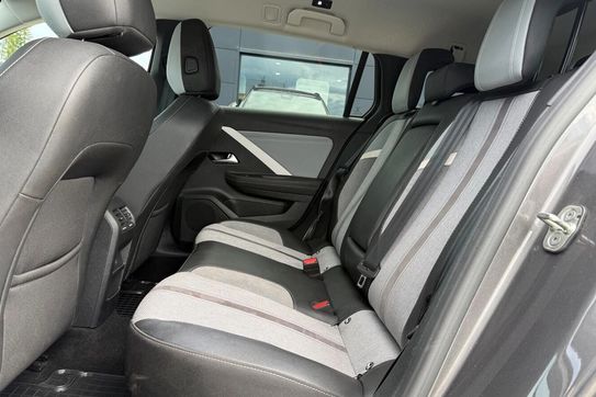 Opel Astra 1.2