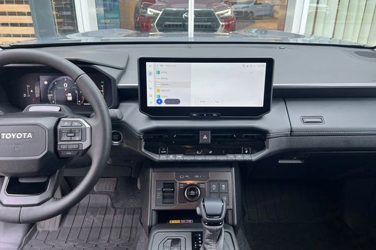 Toyota HiLux mHEV Double Cab Active 4x4 aut