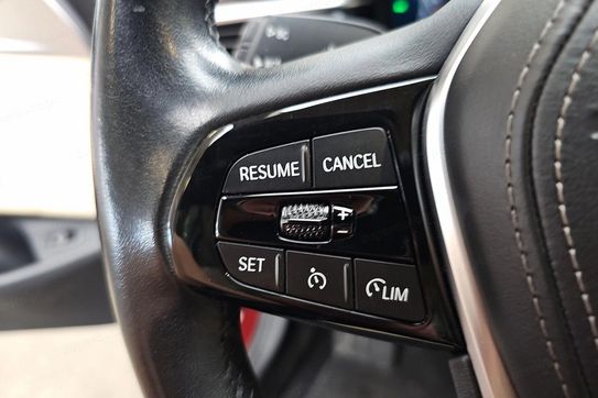 BMW Seria 5 518D Mhev