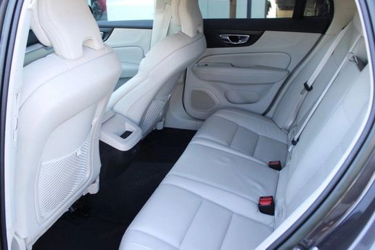 Volvo V60 B4 B Plus Dark aut